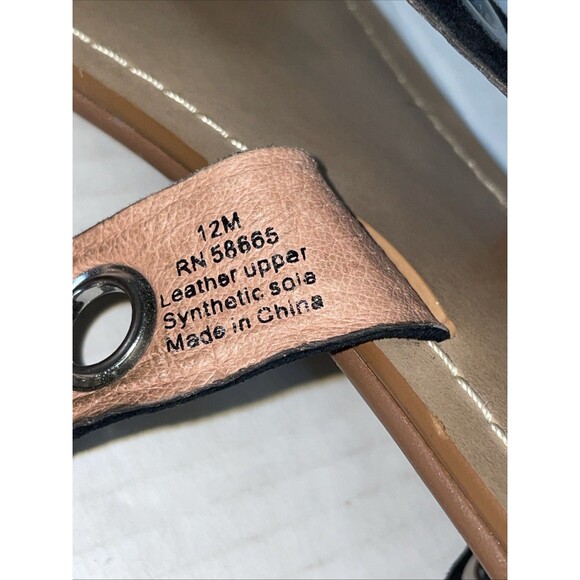 Halogen Sandals Size 12 Black Leather Ankle Strap Grommet Gladiator Flat Casual - Picture 13 of 15